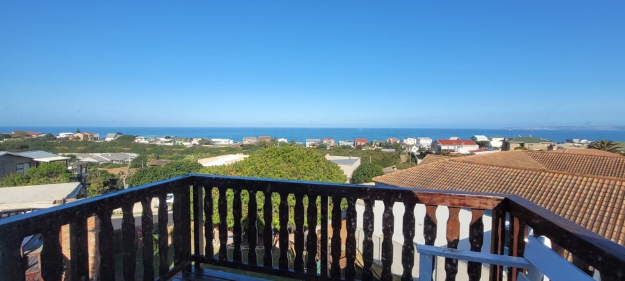 To Let 4 Bedroom Property for Rent in Tergniet Western Cape